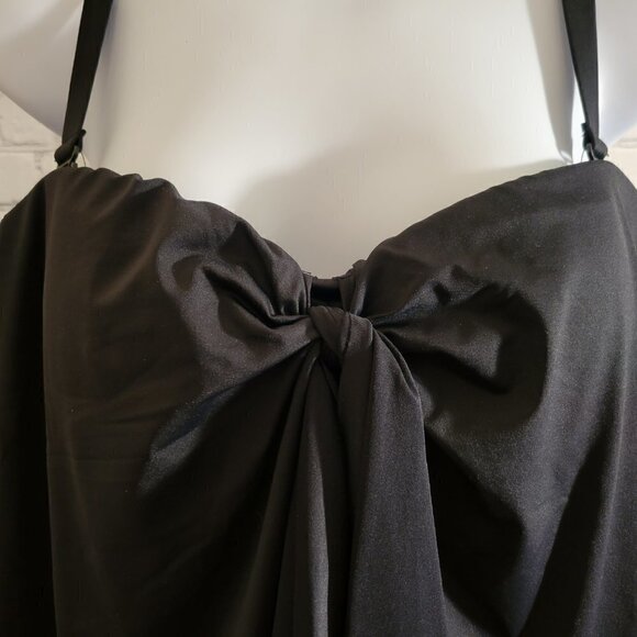 Lauren Ralph Lauren Plus Size Bandeau Tummy-Control One-Piece Swimsuit - Picture 4 of 5